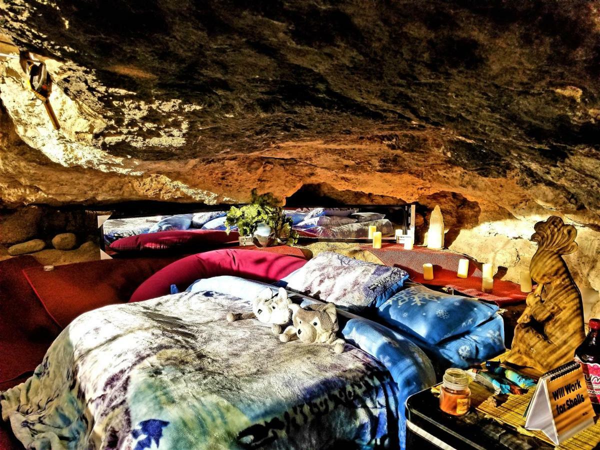 Отель Cave, Yurt, Bubble And Other Glamping Adventures Седона Экстерьер фото