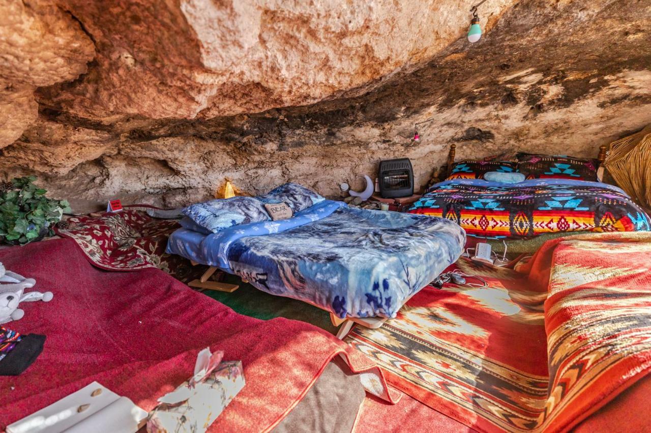 Отель Cave, Yurt, Bubble And Other Glamping Adventures Седона Экстерьер фото