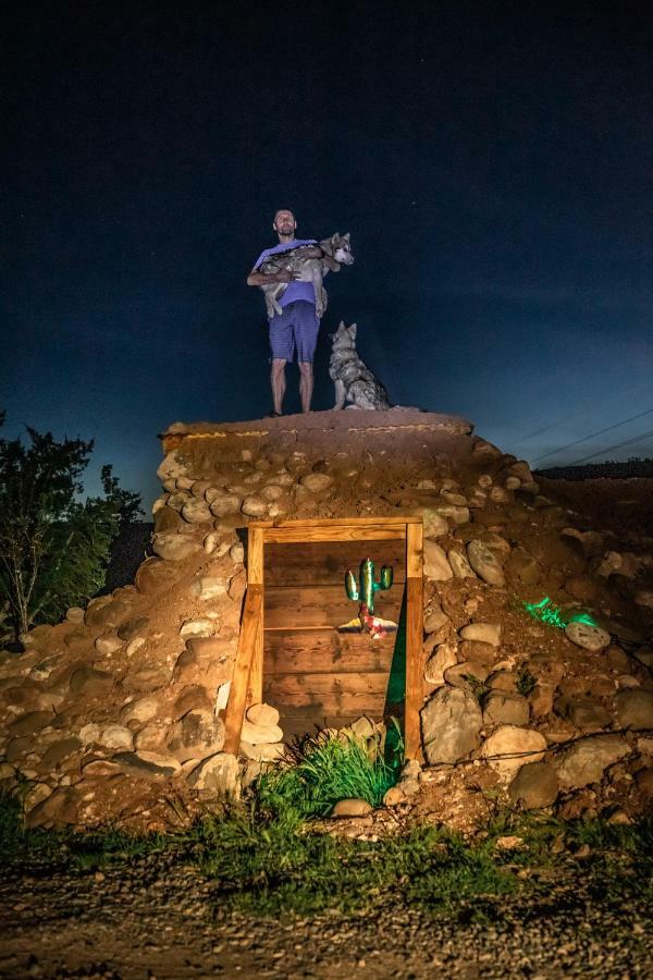 Отель Cave, Yurt, Bubble And Other Glamping Adventures Седона Экстерьер фото