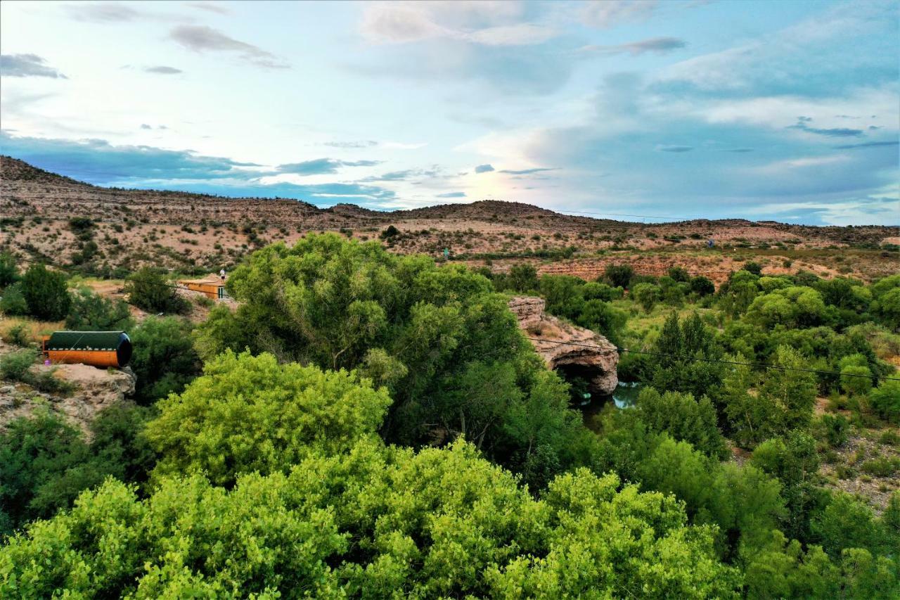 Отель Cave, Yurt, Bubble And Other Glamping Adventures Седона Экстерьер фото